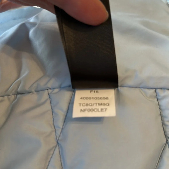 The NorthFace 550 Down Vest, Size Small, EEUC - Picture 8 of 9